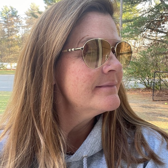Authentic BURBERRY Blonde Aviator Sunglasses with hard case main image 11